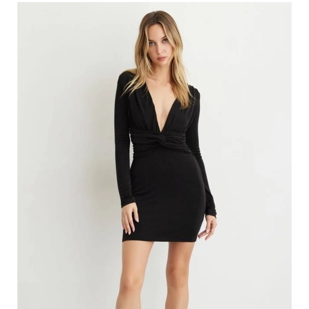 Dynamite deep v bodycon black dress
